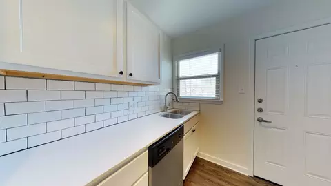 5411 Amherst Cir, Dallas, TX 75209 photo 19