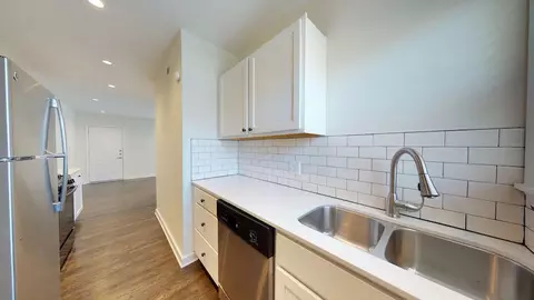 5411 Amherst Cir, Dallas, TX 75209 photo 20
