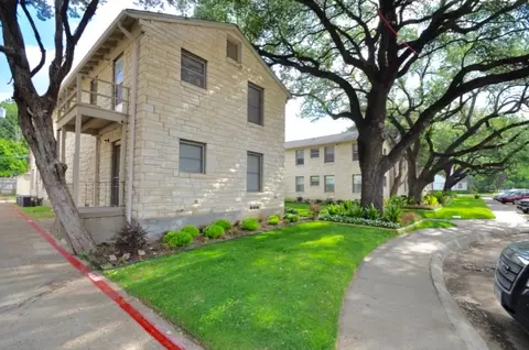 5411 Amherst Cir, Dallas, TX 75209 photo 3