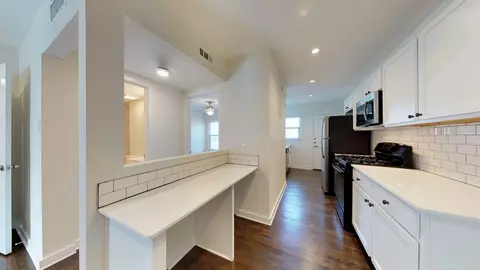 5411 Amherst Cir, Dallas, TX 75209 photo 16