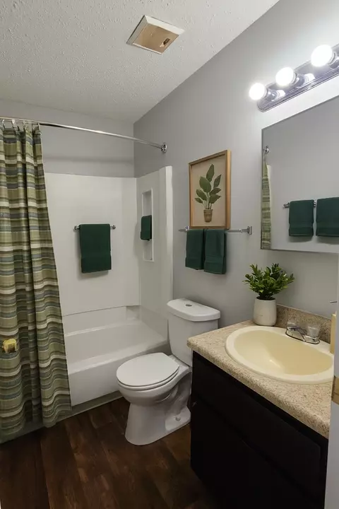 6747 W Par Ln, Wichita, KS 67212
