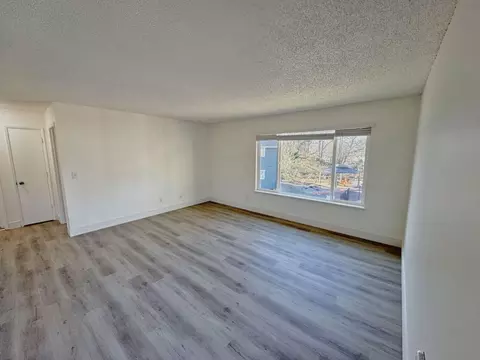6285 Caldwell Rd, Gladstone, OR 97027 photo 4
