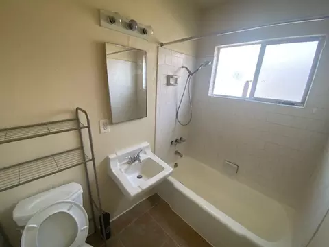 1676 E Kingsley Ave, Pomona, CA 91767