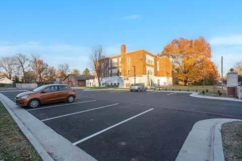 1409 N Washington Ave, Springfield, MO 65802 photo 9