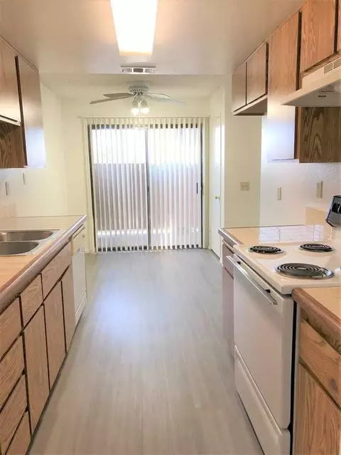 Foothill Blvd, Fontana, CA 92335 photo 11