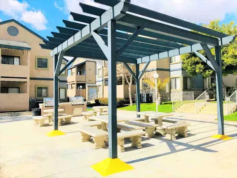 Foothill Blvd, Fontana, CA 92335 photo 15