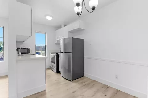 4200 Manzanita Ave, Carmichael, CA 95608