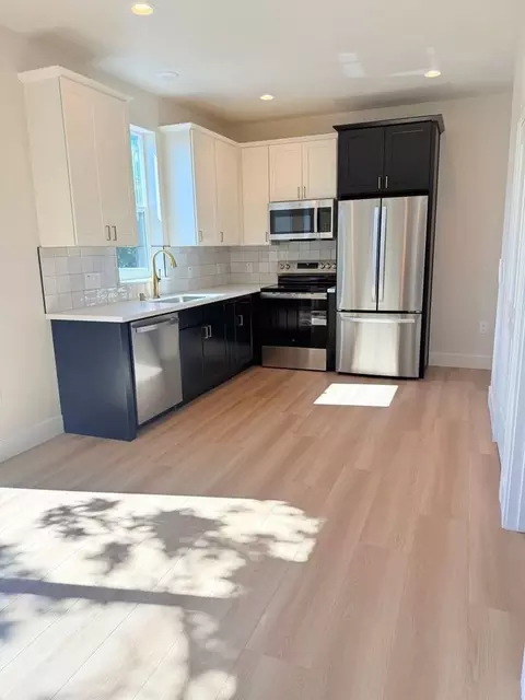 5895 28th St 2811 37th Ave #5895-5895, Sacramento, CA 95824