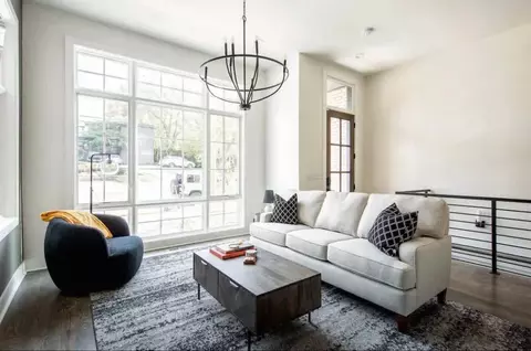 W End Ave, Nashville, TN 37203