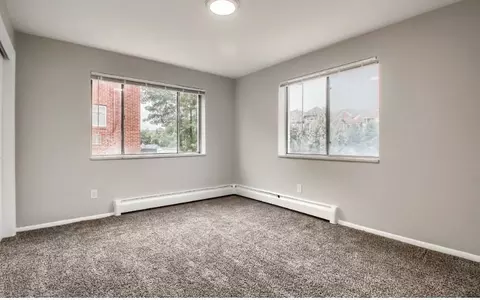 560 Dayton St, Aurora, CO 80010