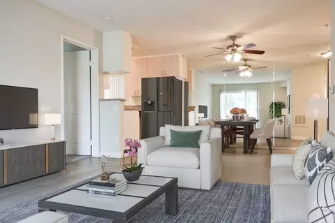 5688 Etiwanda Ave, Los Angeles, CA 91356