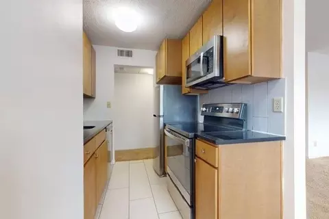 811 E Armour Blvd, Kansas City, MO 64109
