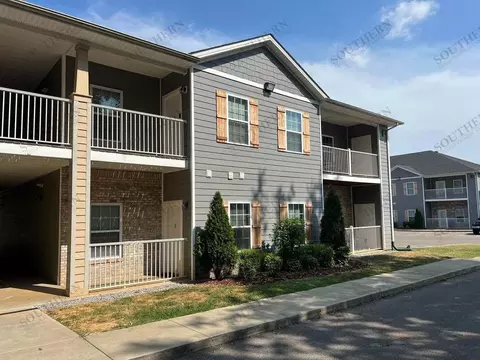 161 Old Lovers Ln, Bowling Green, KY 42103