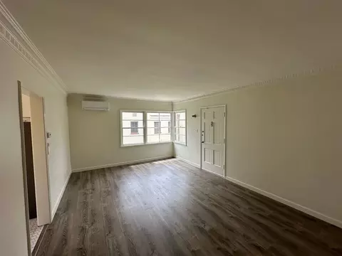 624 N Spaulding Ave, Los Angeles, CA 90036