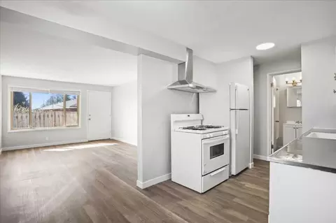 305 Lind Ave SW, Renton, WA 98057