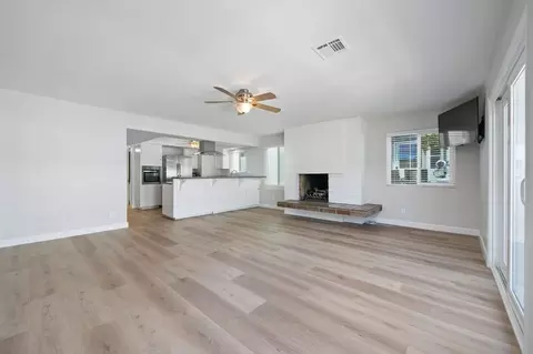 131 Opal Ave, Newport Beach, CA 92662
