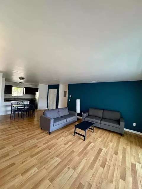 13300 Walsingham Rd, Largo, FL 33774