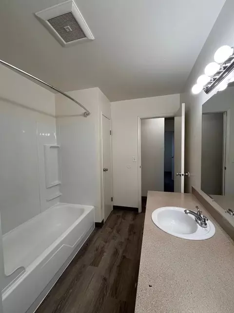 815 SE 223rd Ave, Gresham, OR 97030 photo 11