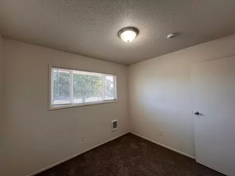 815 SE 223rd Ave, Gresham, OR 97030 photo 24