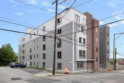 165 Gano St, Providence, RI 02906