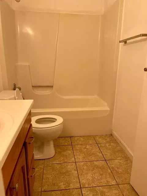 107 E Daniel St, Champaign, IL 61820 photo 8
