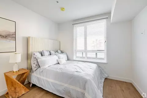 14526 Kittridge St, Van Nuys, CA 91405