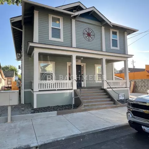 327 SW 2nd St, Pendleton, OR 97801