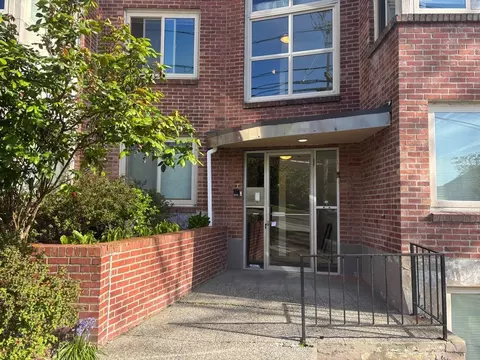 2500 E Denny Way, Seattle, WA 98122