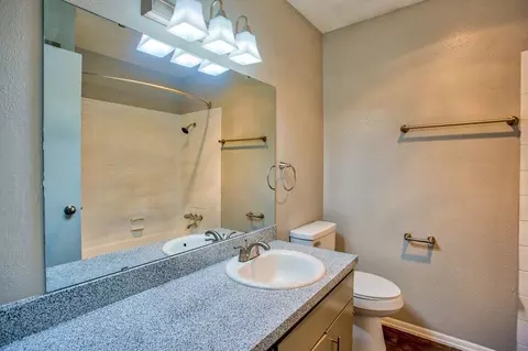 1600 Jones Dr, Arlington, TX 76013 photo 14