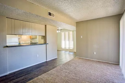 1600 Jones Dr, Arlington, TX 76013 photo 9