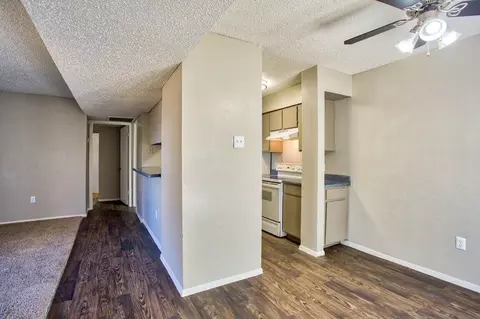 1600 Jones Dr, Arlington, TX 76013 photo 8