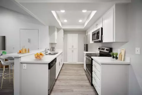 20702 El Toro Rd, Lake Forest, CA 92630