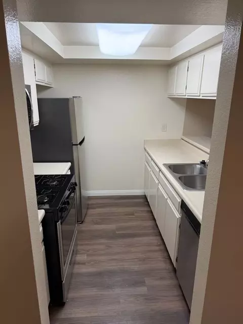 301 Bethany Rd, Burbank, CA 91504