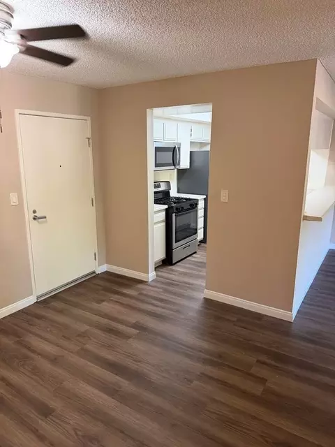 301 Bethany Rd, Burbank, CA 91504 photo 3