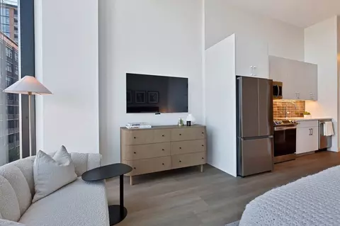 1101 W Van Buren St, Chicago, IL 60607 photo 3