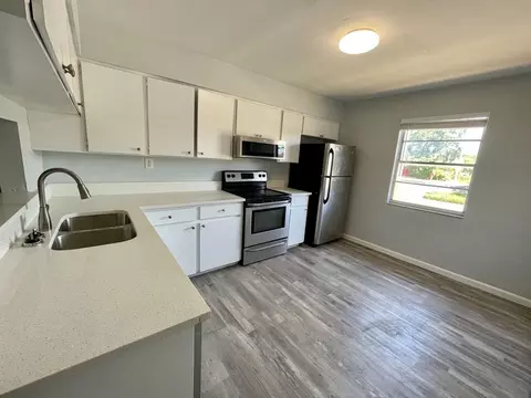 5305 N Blvd, Tampa, FL 33603
