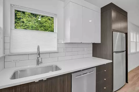 1875 NE 2nd Ave, Portland, OR 97212