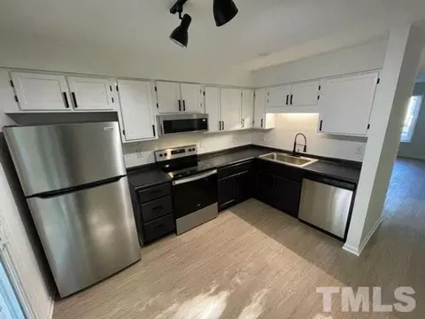 347 W Oak Ave #C, Wake Forest, NC 27587