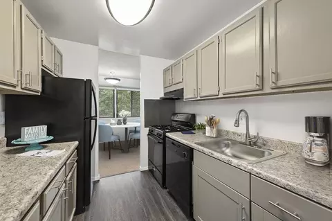 9310 Cherry Hill Rd, College Park, MD 20740 photo 11