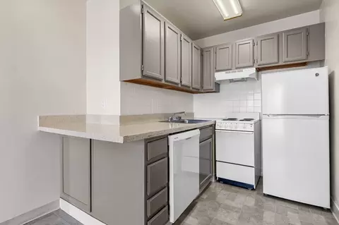 9310 Cherry Hill Rd, College Park, MD 20740 photo 39