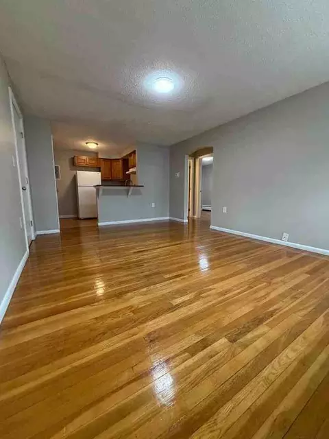 206 Stackpole St, Lowell, MA 01852 photo 10
