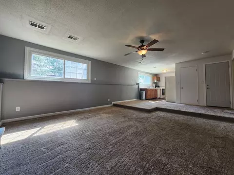 2800 W Mcclellan St, Sioux Falls, SD 57104