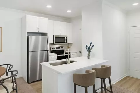 4825 Davis Ln, Austin, TX 78749 photo 3