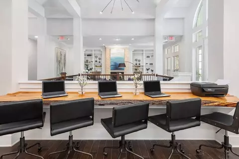 10015 Madison Square Pl, Charlotte, NC 28216 photo 19
