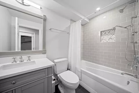 1425 P St NW, Washington, DC 20005 photo 6