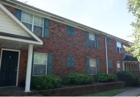 1622 Mcpherson St, Greensboro, NC 27405