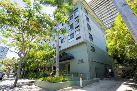 2055 Ala Wai Blvd, Honolulu, HI 96815