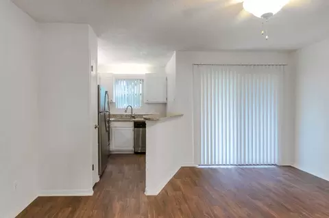 5959 E Northwest Hwy, Dallas, TX 75231