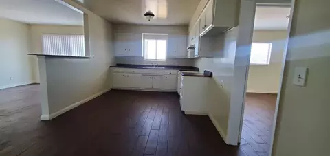 1815 Locust Ave, Long Beach, CA 90806 photo 2