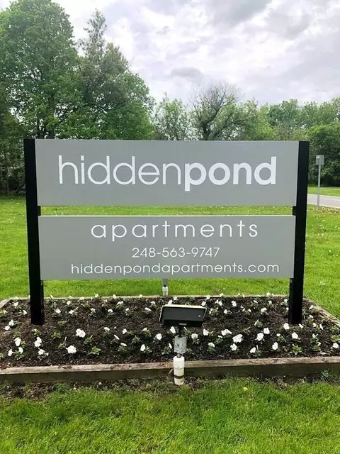 525 Pontiac St, Oxford, MI 48371